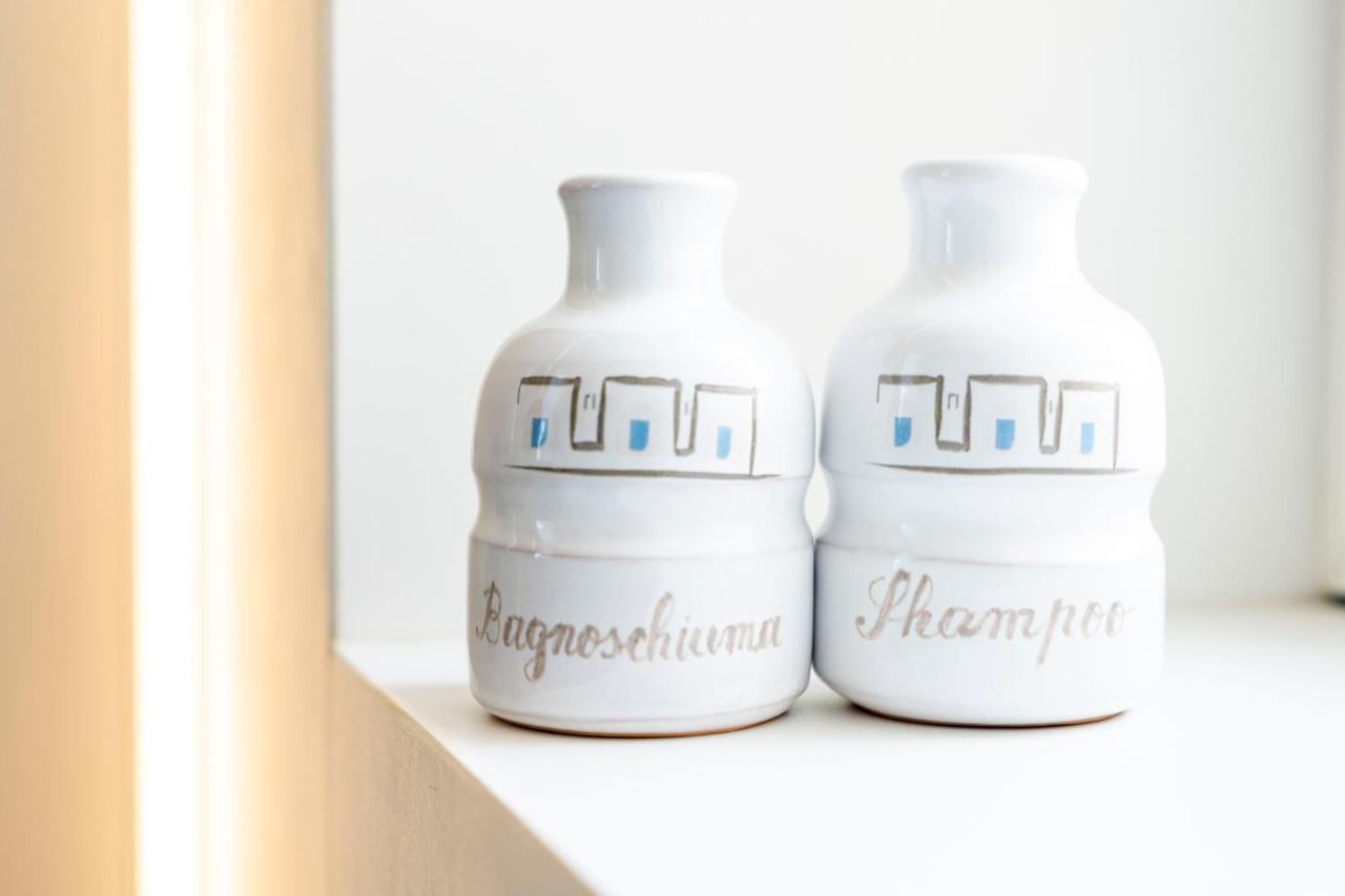 Serranova Dimora La Scaledda Bed & Breakfast エクステリア 写真