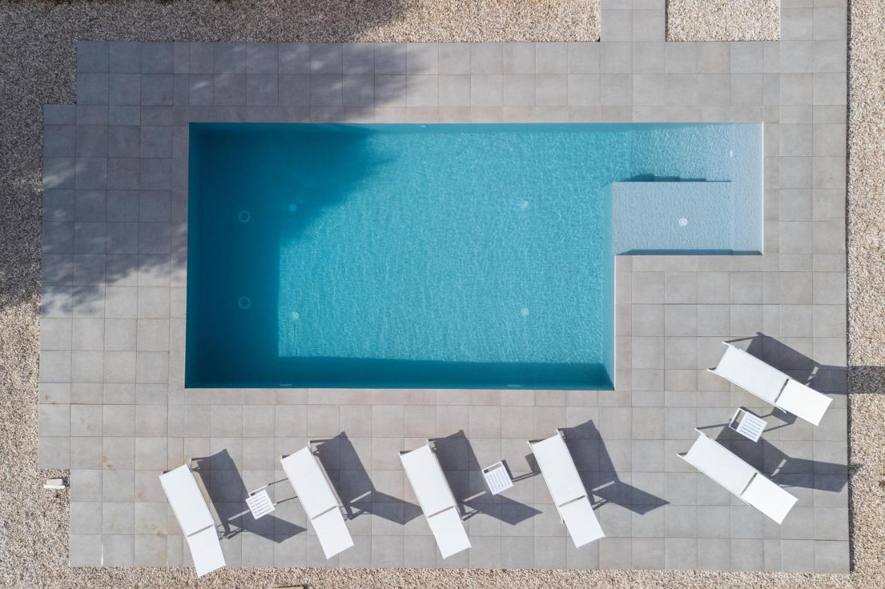 Serranova Dimora La Scaledda Bed & Breakfast エクステリア 写真